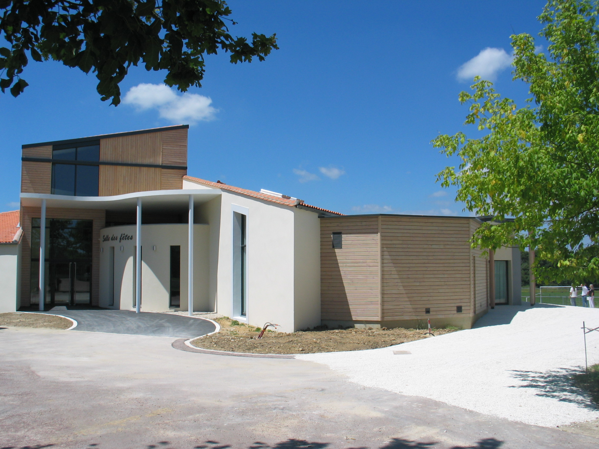 EXTENSION & RESTRUCTURATION DE L’ÉCOLE MATERNELLE À MONTPELLIER DE MÉDILLAN